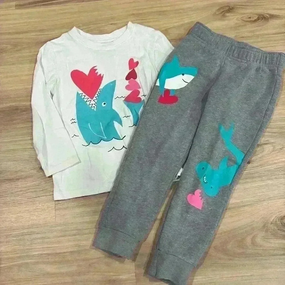 Cat & Jack Valentine’s Day 2-piece outfit - Picture 1 of 2